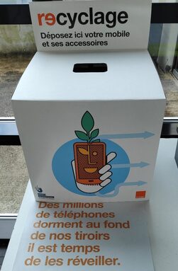 Recyclage téléphones portables.jpg